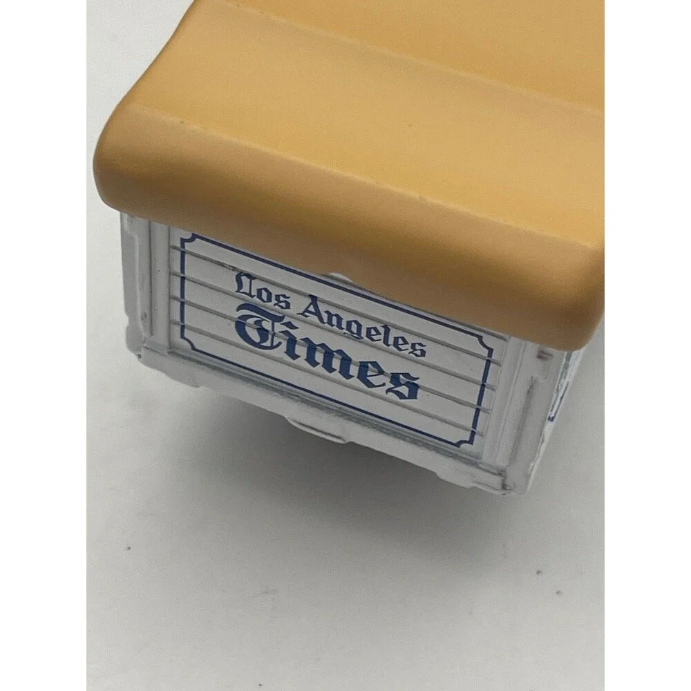 Matchbox Collectibles LA Times Newspaper Truck Diecast w/ Box 4.5